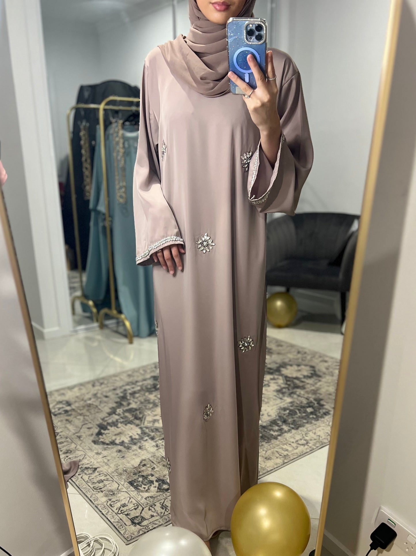 Hanya Abaya